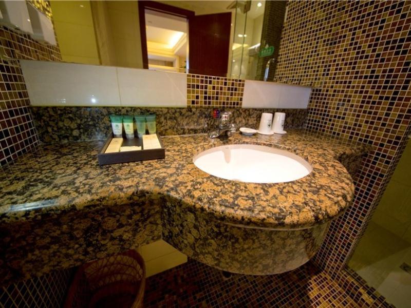 Greentree Inn Beijing Haidian District Qingheqiao Business Hotel Exteriör bild